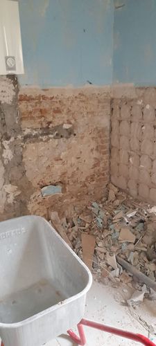 Leitungen im Boden